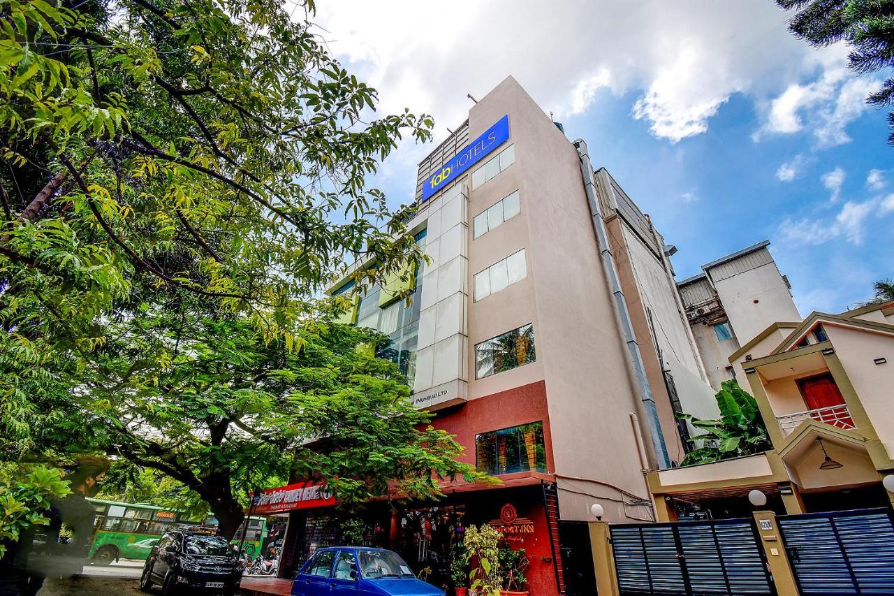 Fabhotel S Comfort Inn - Indiranagar Bangalore Exterior photo