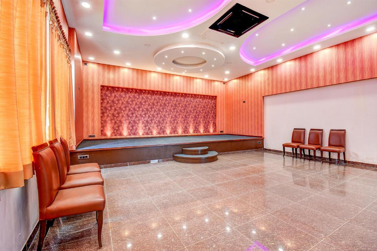 Fabhotel S Comfort Inn - Indiranagar Bangalore Exterior photo