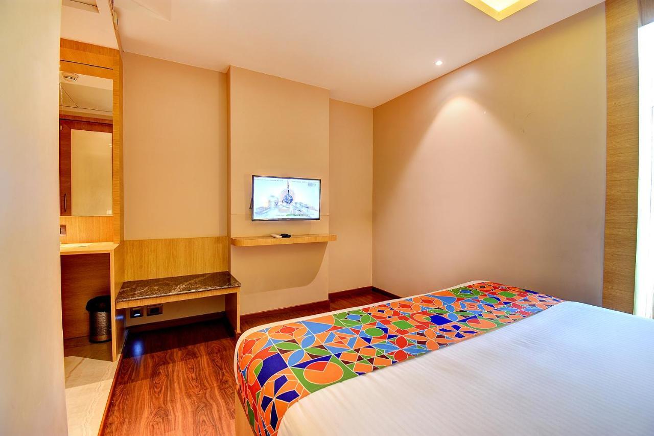 Fabhotel S Comfort Inn - Indiranagar Bangalore Exterior photo